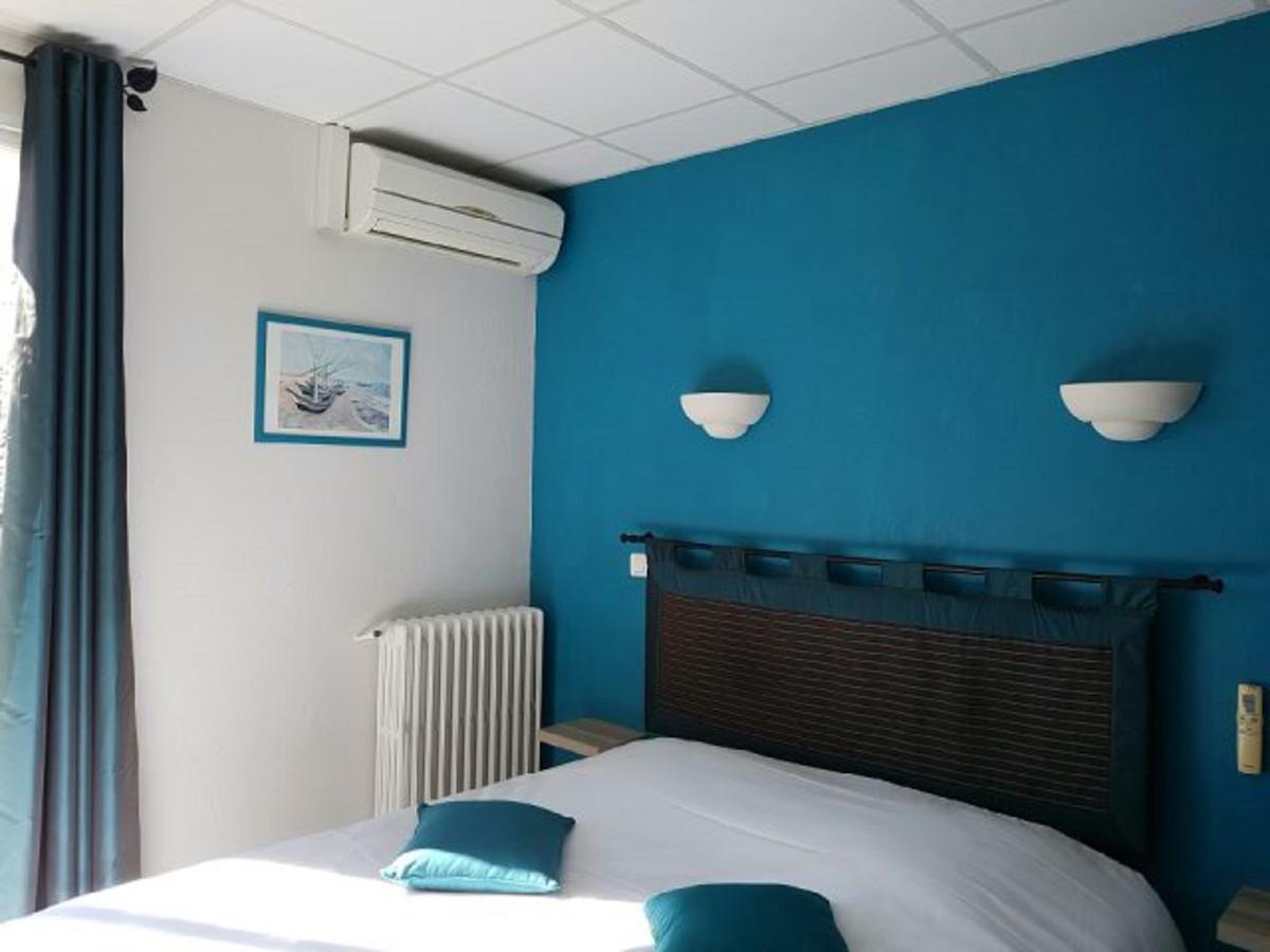 Carry Hotel Exterior foto
